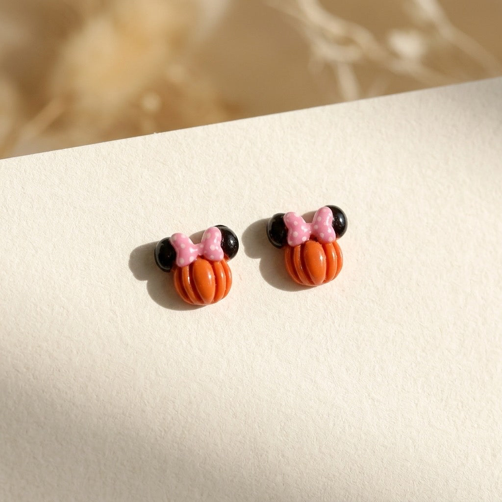 Pumpkin Mouse Bow Studs