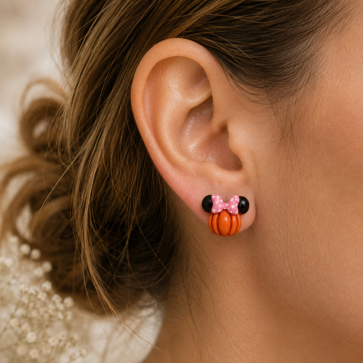 Pumpkin Mouse Bow Studs
