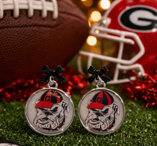 Bulldog Bow Dangles – Lightweight, Hypoallergenic & Nickel Free